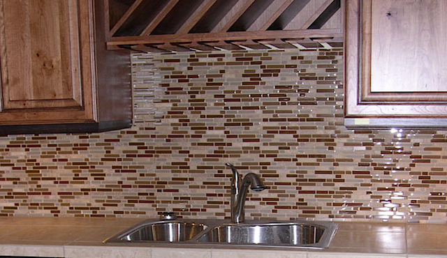 Glass tile kitchen backsplash